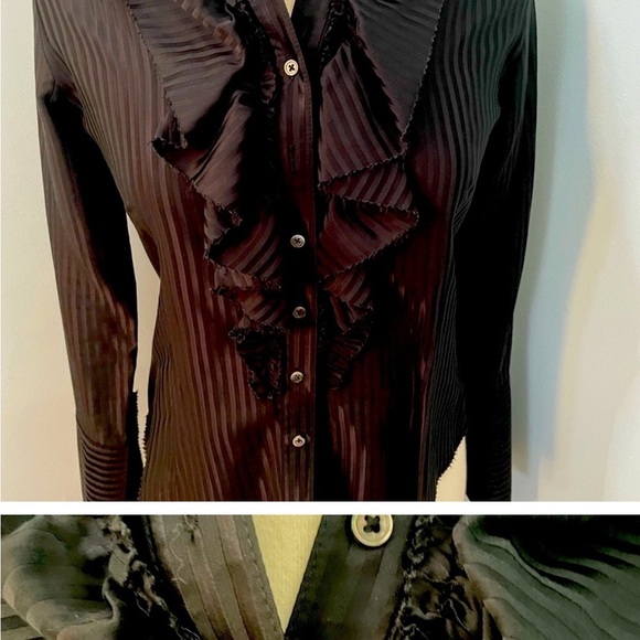 LIA KES Tuxedo button down blouse - Picture 4 of 5